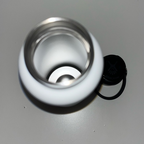 NWT Hydro Flask - Picture 6 of 6